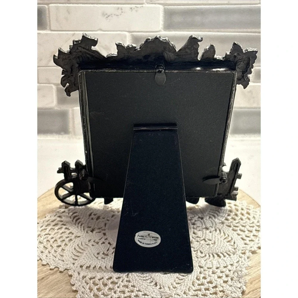 Vintage Pewter Picture FrameVegetable Garden 3D Table Top 3.5 x 5 Photo Sunroom